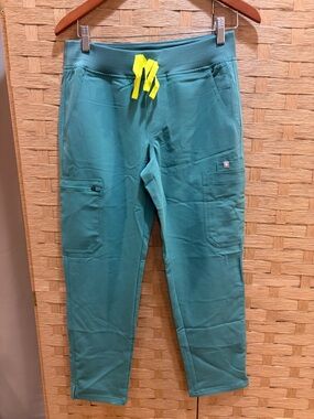 NWOT Figs Yola Skinny Scrub Pants in Marine Size Small PO#3328